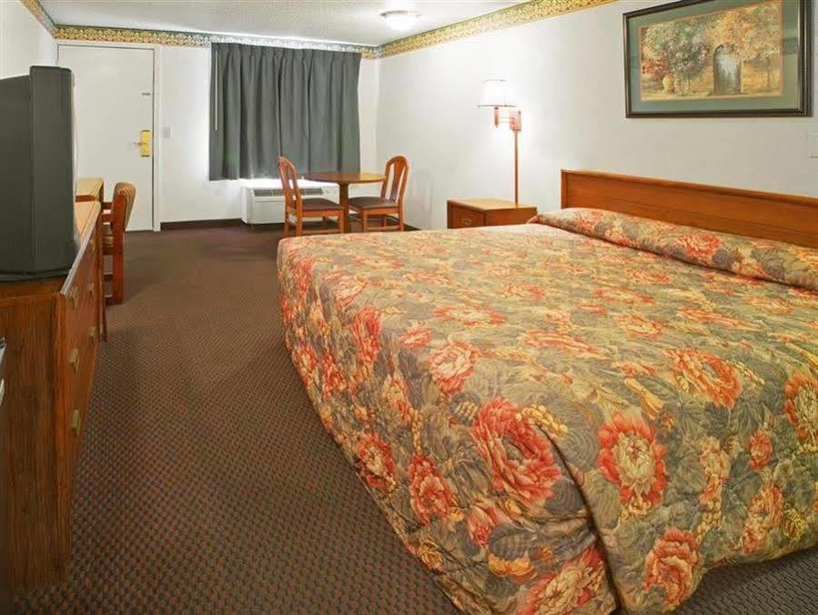 Fairbridge Inn Express メリルビル エクステリア 写真