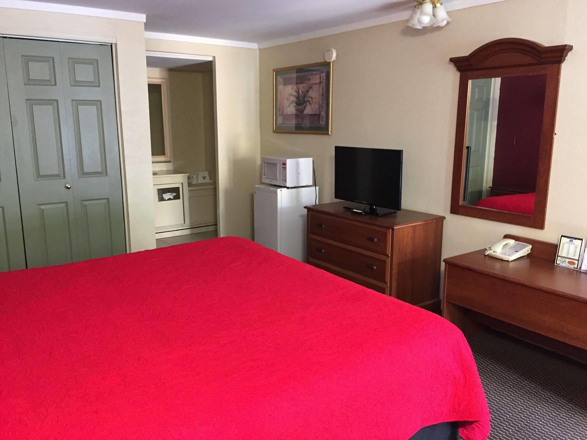 Fairbridge Inn Express メリルビル エクステリア 写真